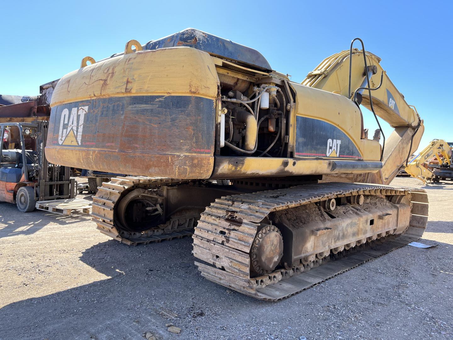 ./imagenes/INVOICE/2019/17511/EXCAVADORA 330C PARA PARTES (16).JPG